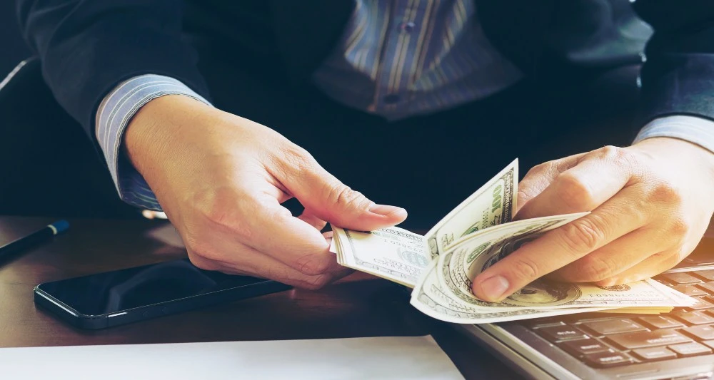 Descubre las 3 principales diferencias entre un préstamo y un crédito